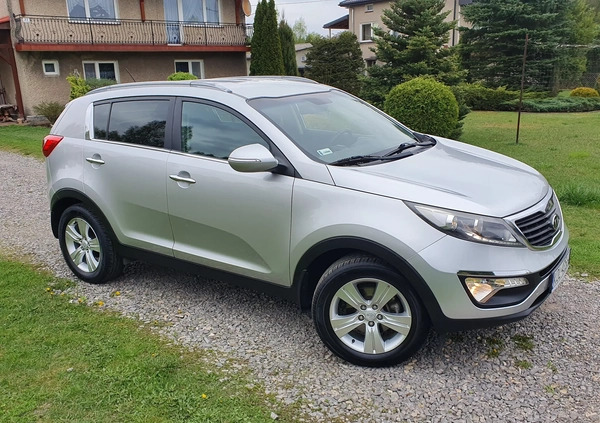 Kia Sportage cena 43700 przebieg: 173000, rok produkcji 2011 z Wolbrom małe 742